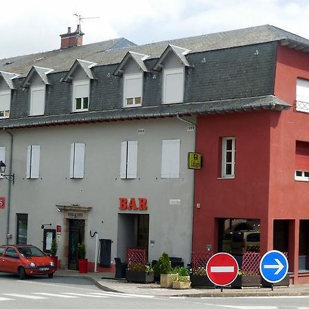 Logis Hotel Restaurant Des Voyageurs 퐁드저는살라스 외부 사진