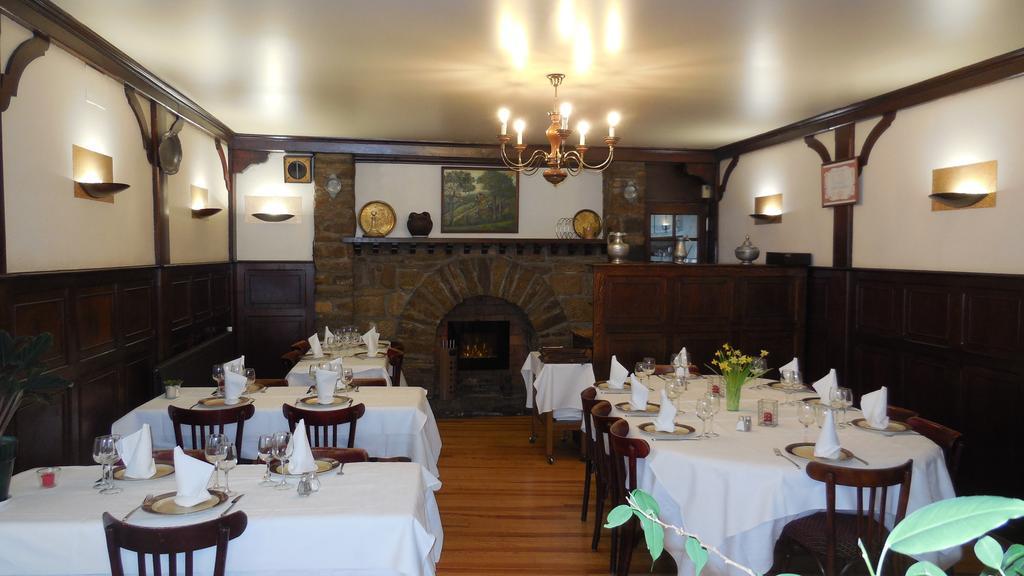 Logis Hotel Restaurant Des Voyageurs 퐁드저는살라스 외부 사진