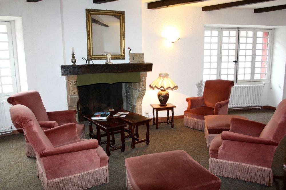Logis Hotel Restaurant Des Voyageurs 퐁드저는살라스 외부 사진